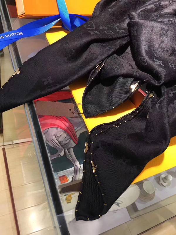 Louis Vuitton Scarf LVC00610 Louis Vuitton Scarf LVC00610